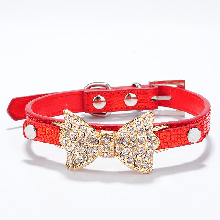 Collier Chic pour Chien et Chat avec Nœud Brillant – Le Look Parfait pour Votre Compagnon 🐶✨